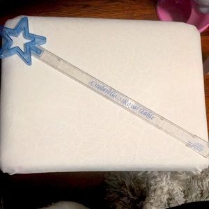 🌟 Cinderella’s Royal Table Glitter Wand